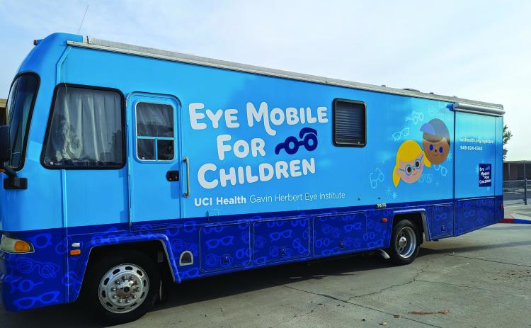 The Eye Mobile visits Tamura Elementary. PHOTOS BY SCOTT ROGERS / FOUNTAIN VALLEY LIVING MAGAZINE