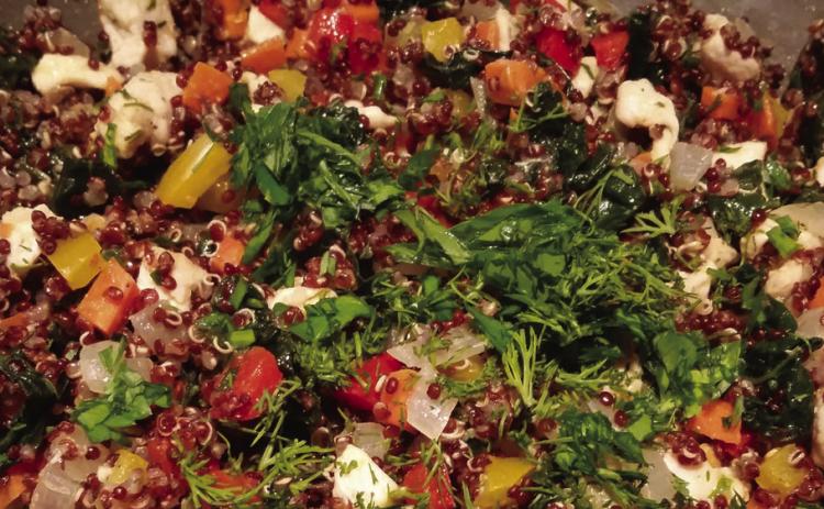 CHICKEN QUINOA AND VEGETABLE STIR FRY