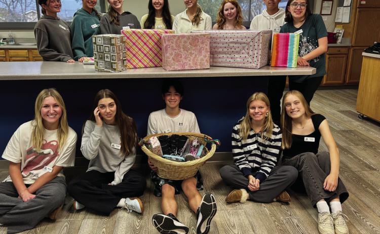 ASSISTEENS COOK UP A GIFT FOR WAYMAKERS