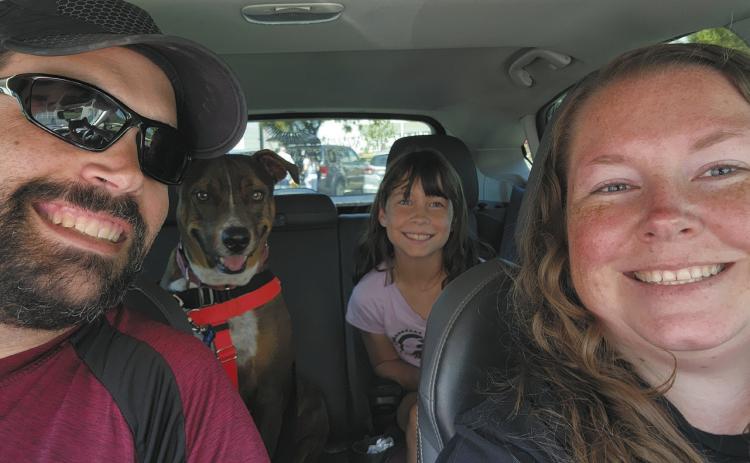 Xena shows she is a professional copilot among her other admirable qualities.